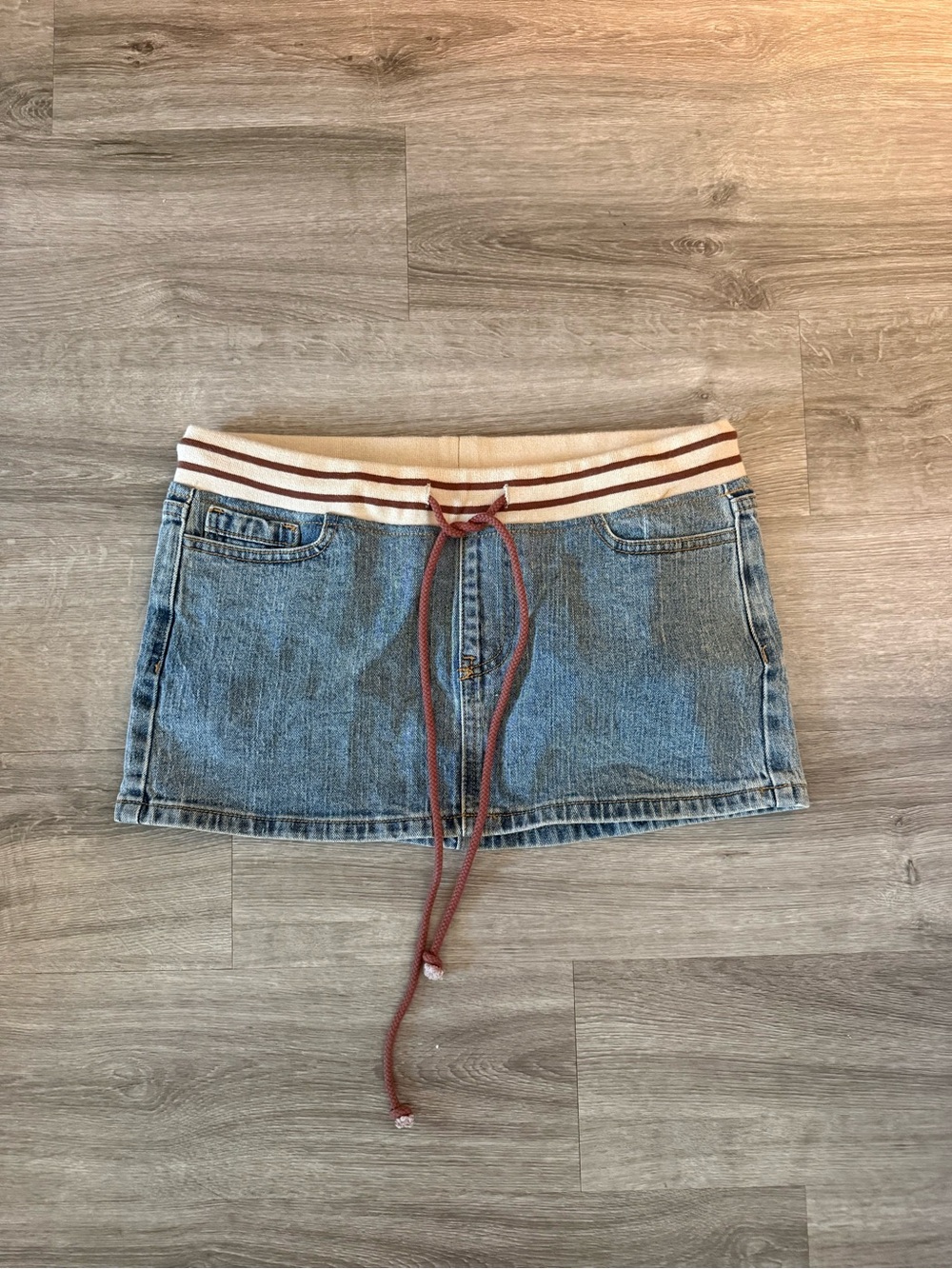 NWOT Brandy Melville Skirt